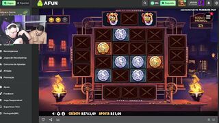 ixi - pitchularj - twitch streamer goes all in